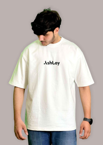 Ashlay Weird Gen oversized graphic t-shirt – Gen Z streetwear edition
